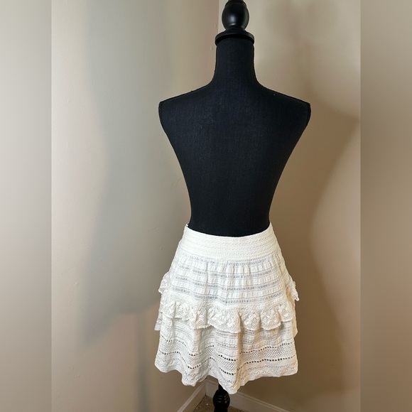 EUC! Aerie Tiered antique white mini skirt - Picture 2 of 4